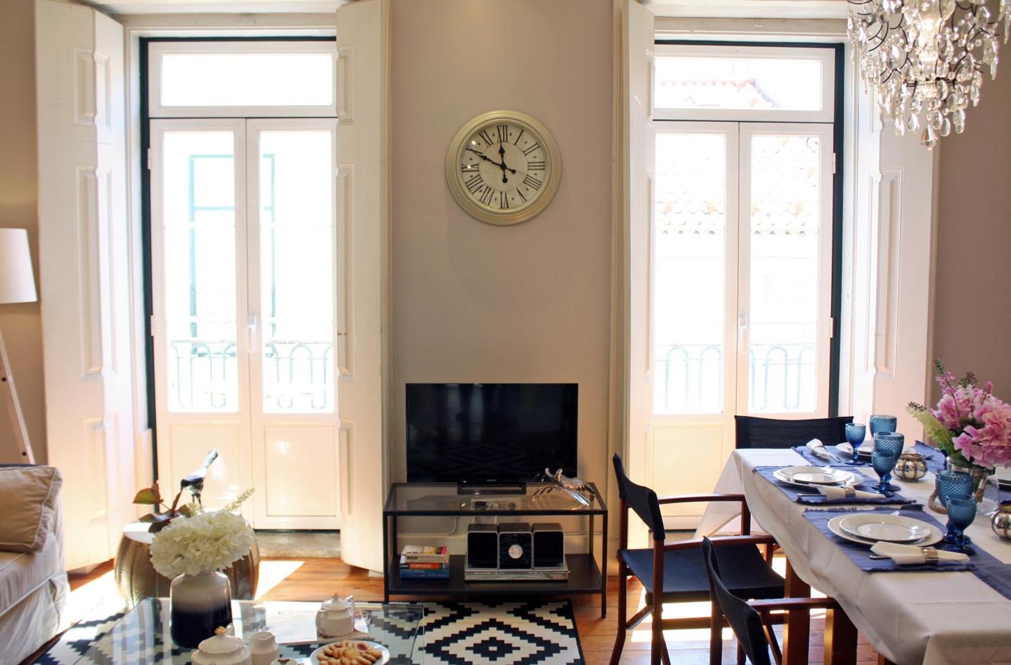 Sm2 Romantic Home By The Gardens Pr Real & Bairro Alto Lisbon Exterior photo